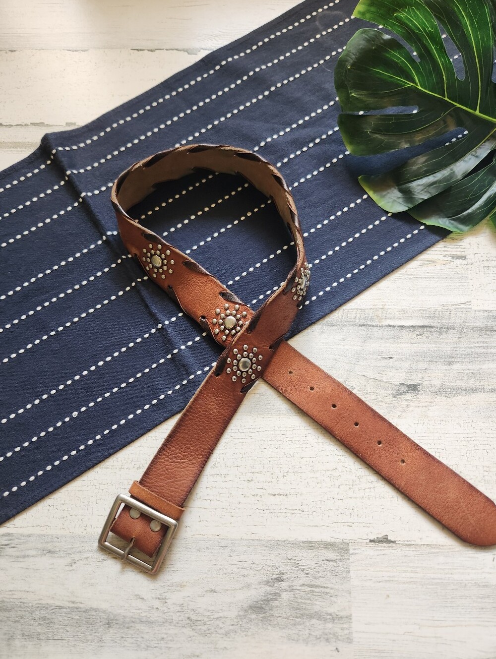 Hollister Vintage Y2K Leather Brown Flower Studded Belt Size Medium